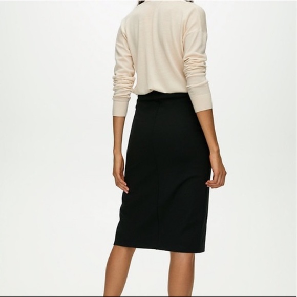 Aritzia/ Babaton - High Slit Pencil Skirt - Picture 3 of 4